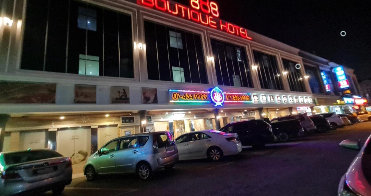 888 Boutique Hotel Batu Pahat Exterior foto